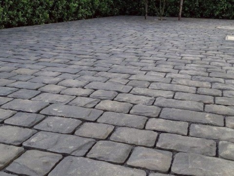 ปูพื้นสวนด้วยหินเกล็ดราคาถูก